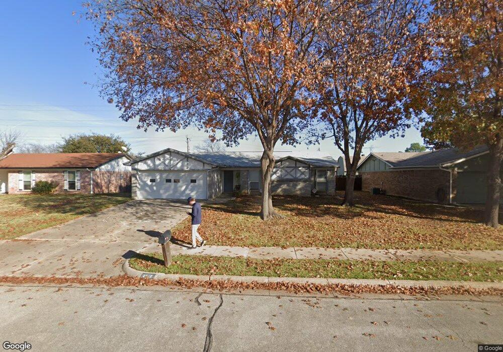 2912 Highgate Ln, Bedford, TX 76021 - photo 1