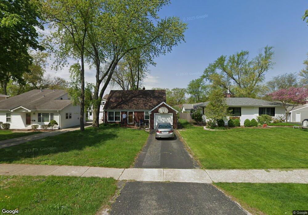 1326 S Sumner St, Wheaton, IL 60189 - photo 1