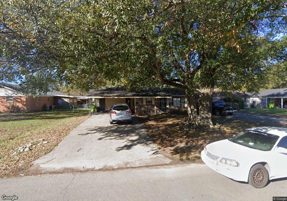 1108 S Vine St, Stuttgart, AR 72160 - photo 1