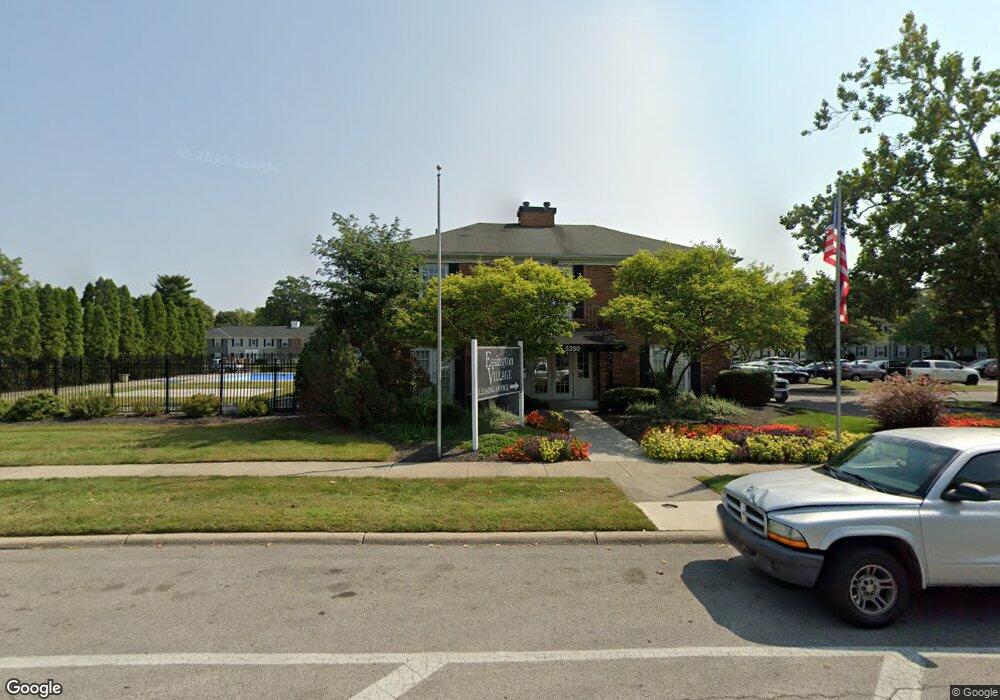 5280 Tamarack Cir E, Columbus, OH 43229 - photo 1