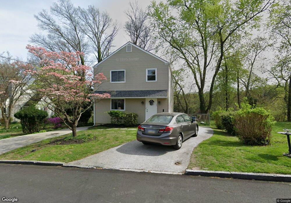 150 Maple Ave unit 1, Belmont Hills, PA 19004 - photo 1