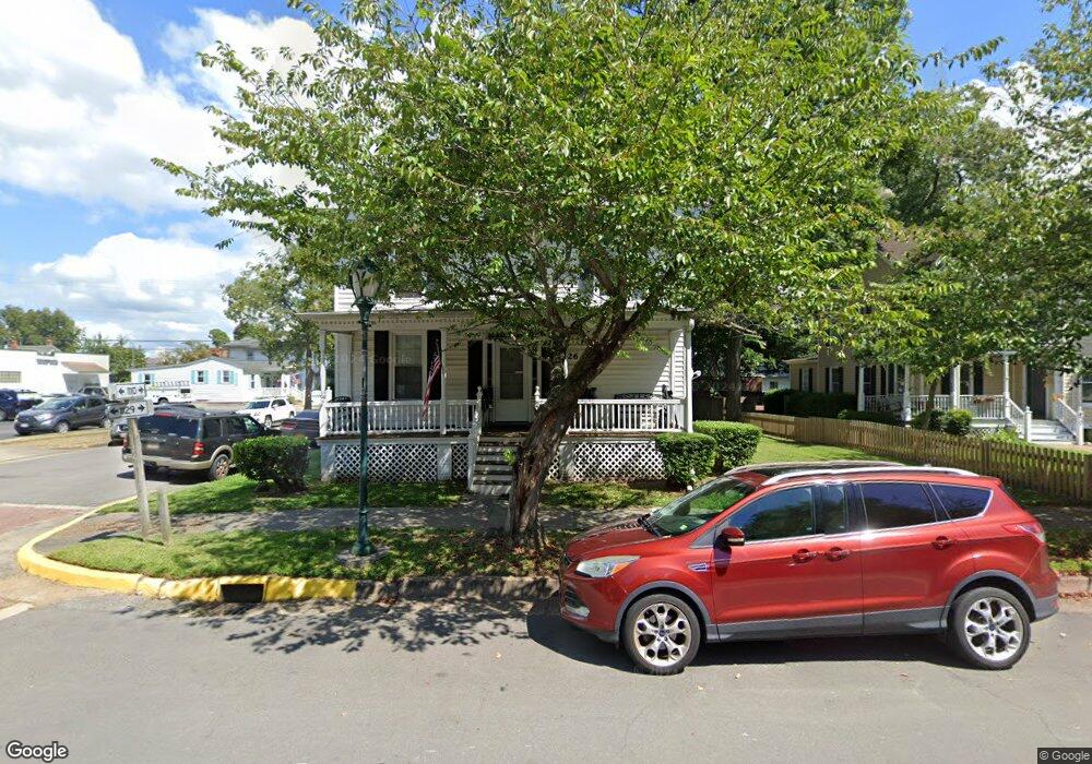 526 Main St, West Point, VA 23181 - photo 1