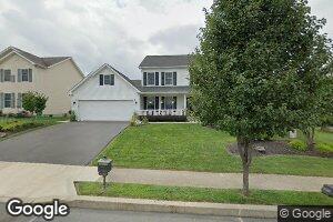 402 Blueberry Dr, Duryea, PA 18642