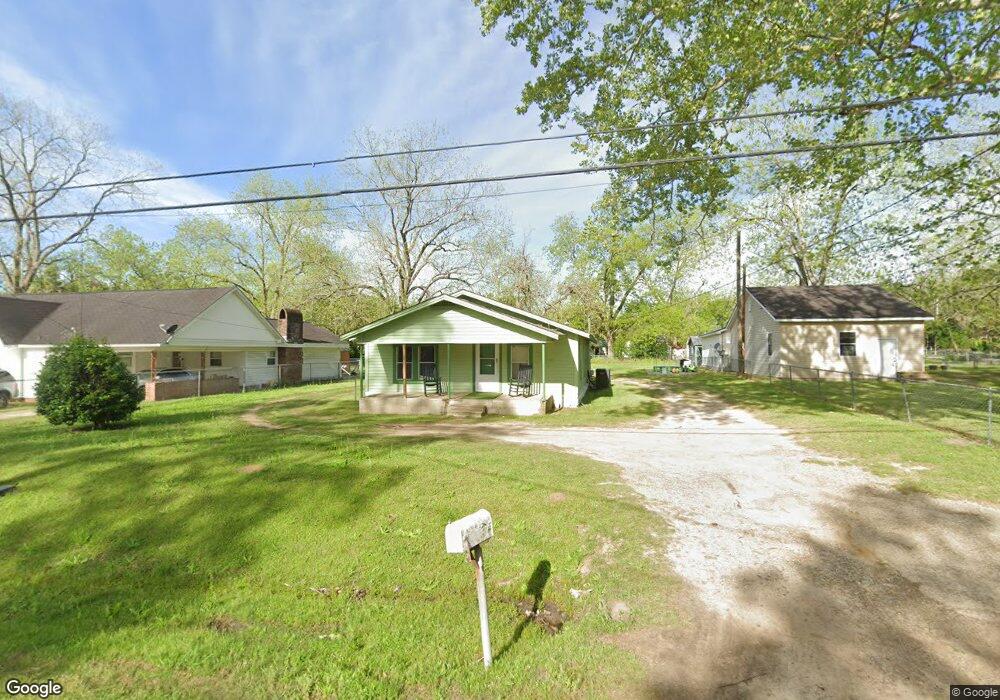 2827 Sylvester Dr, Moultrie, GA 31768 - photo 1