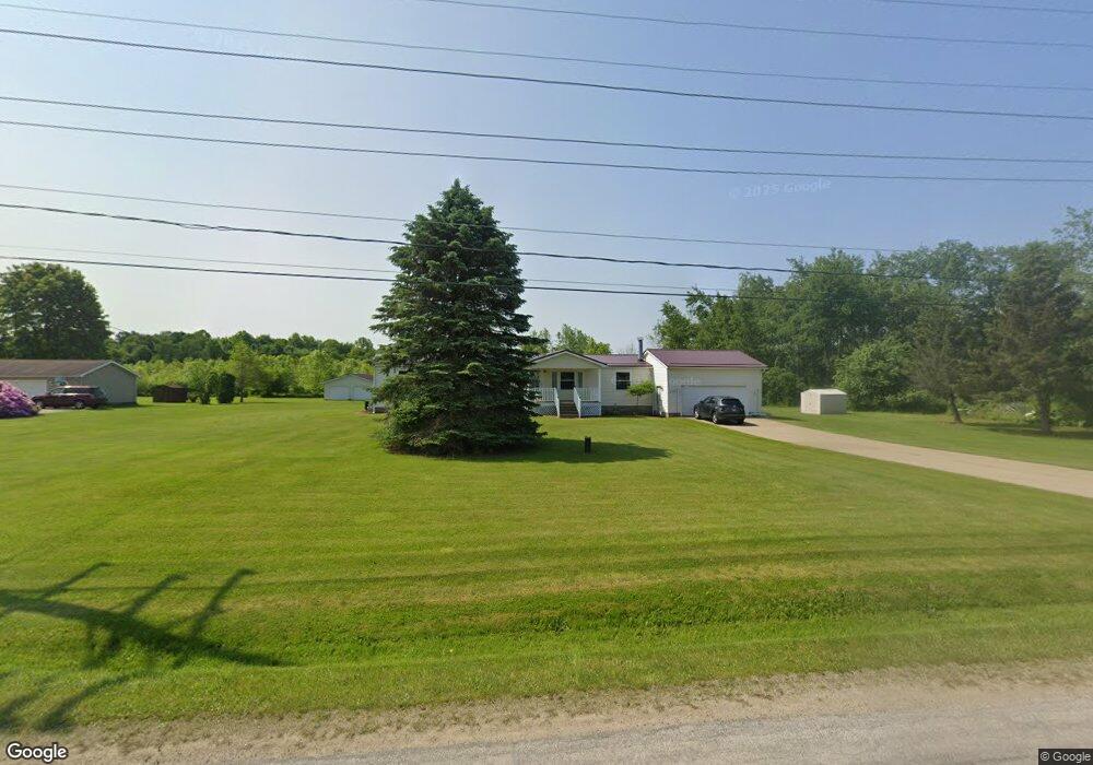 4902 Monroe Center Rd, Conneaut, OH 44030 - photo 1