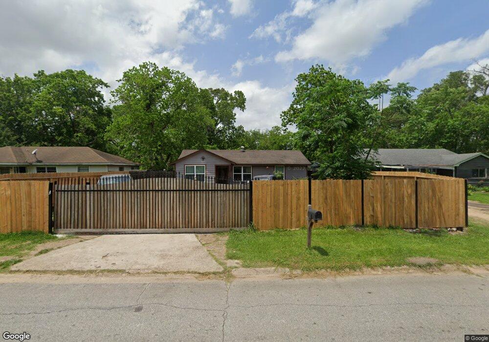 7301 Parker Rd, Houston, TX 77016 - photo 1