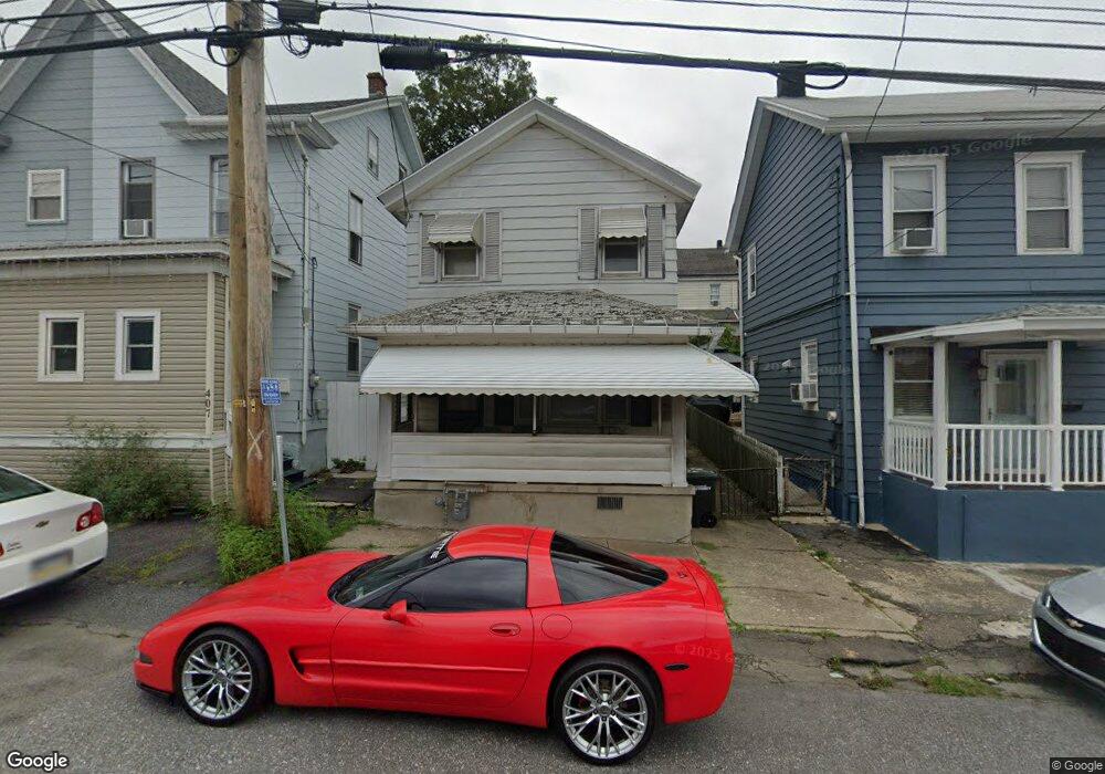 405 W Spruce St, Hazleton, PA 18201 - photo 1