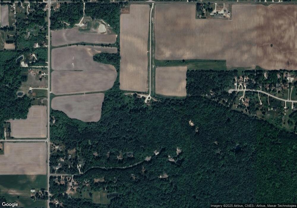 3176 E Siebert Rd, Midland, MI 48642 - photo 1