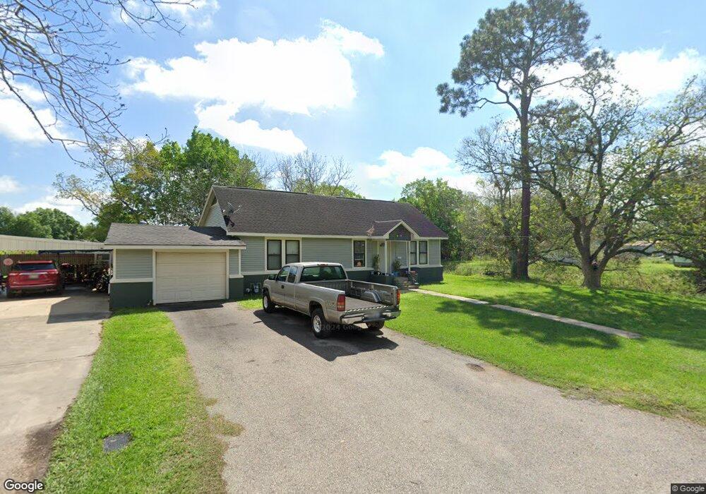 2809 Sycamore Ave, Bay City, TX 77414 - photo 1