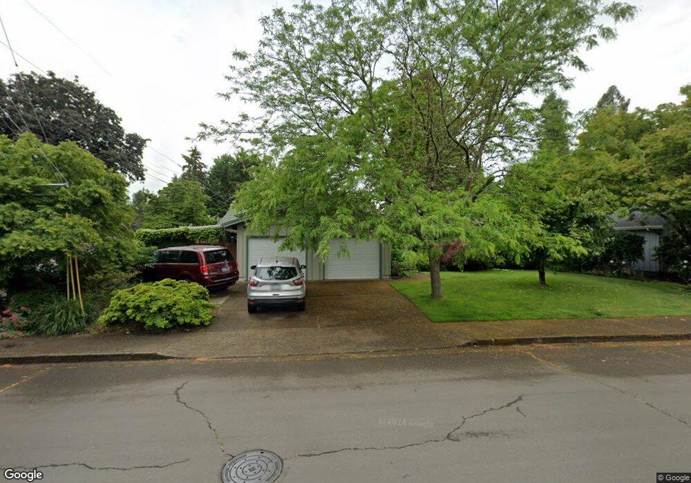 2030 Tabor St, Eugene, OR 97401 - photo 1