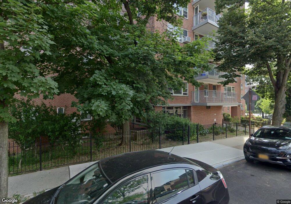 3915 Orloff Ave unit 2F, Bronx, NY 10463 - photo 1