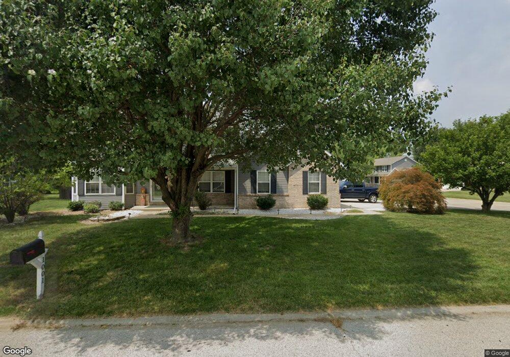 1001 Meadows Ct, Maryville, IL 62062 - photo 1