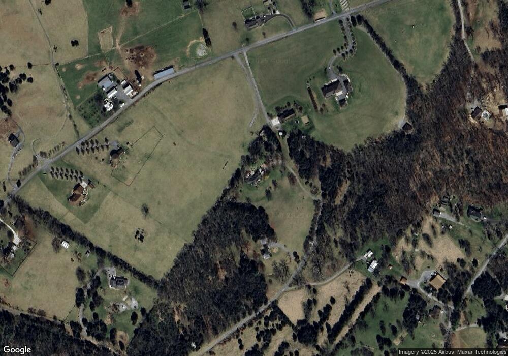 491 Pass Run Dr, Luray, VA 22835 - photo 1