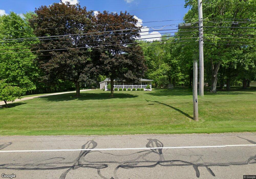 6821 Manchester Rd, New Franklin, OH 44216 - photo 1