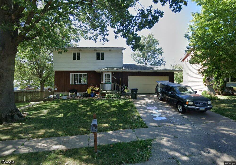 6426 N Harrison St, Davenport, IA 52806 - photo 1