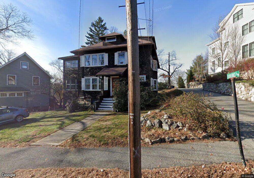 38 Linden St unit 1, Arlington, MA 02476 - photo 1