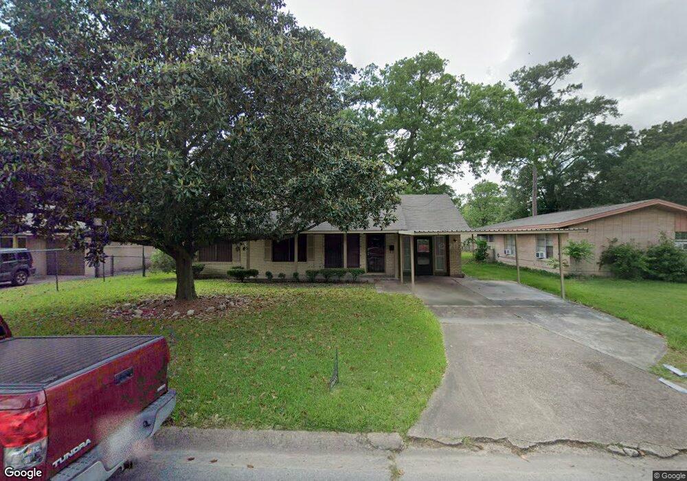 10403 Royal Oaks Dr, Houston, TX 77016 - photo 1