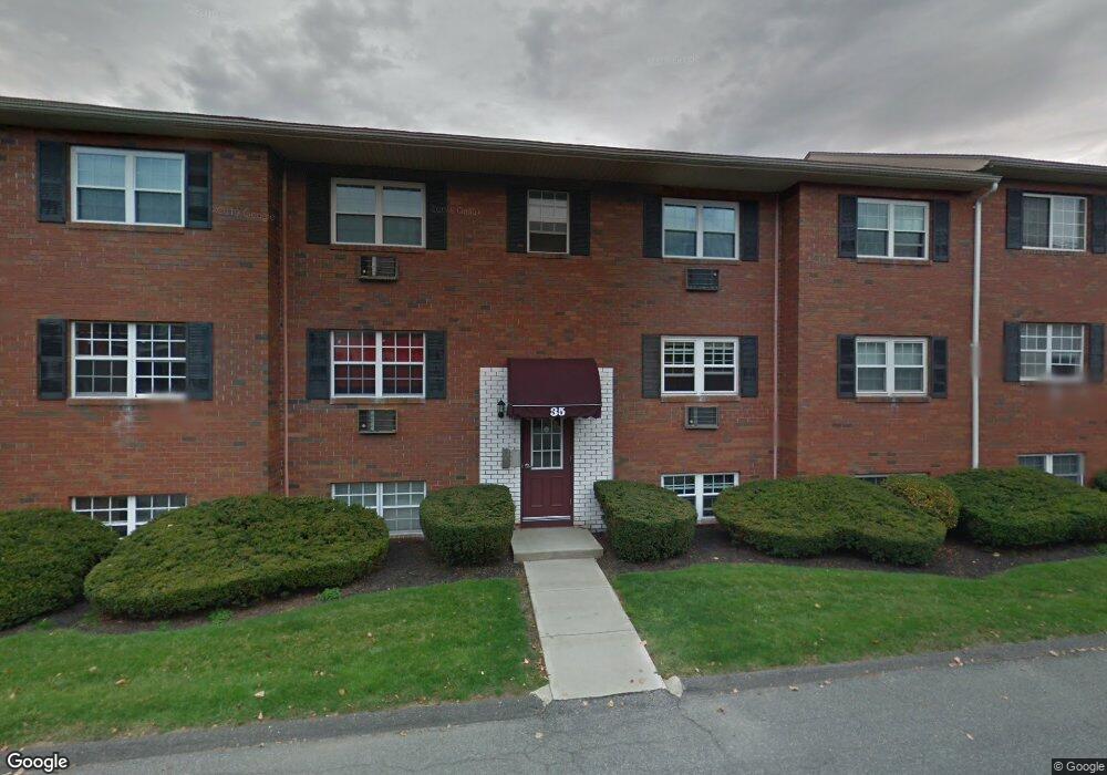 33 Maple Crest unit C, Holyoke, MA 01040 - photo 1