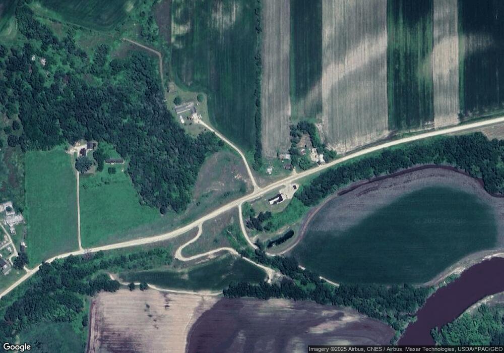 19016 Perkins Valley Dr, Houston, MN 55943 - photo 1