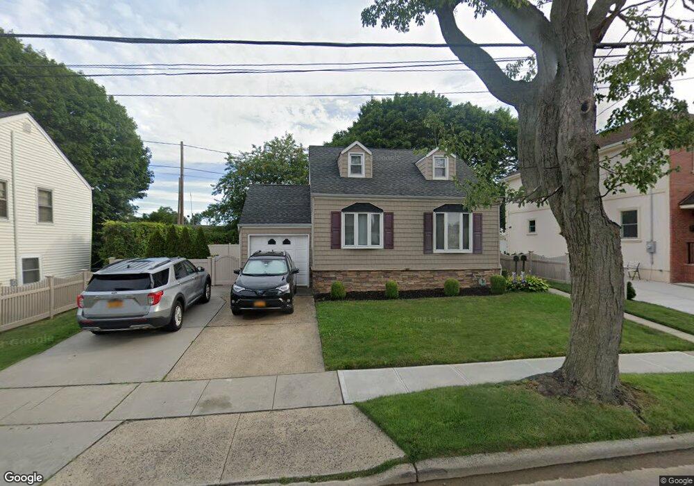 505 6th Ave, New Hyde Park, NY 11040 - photo 1