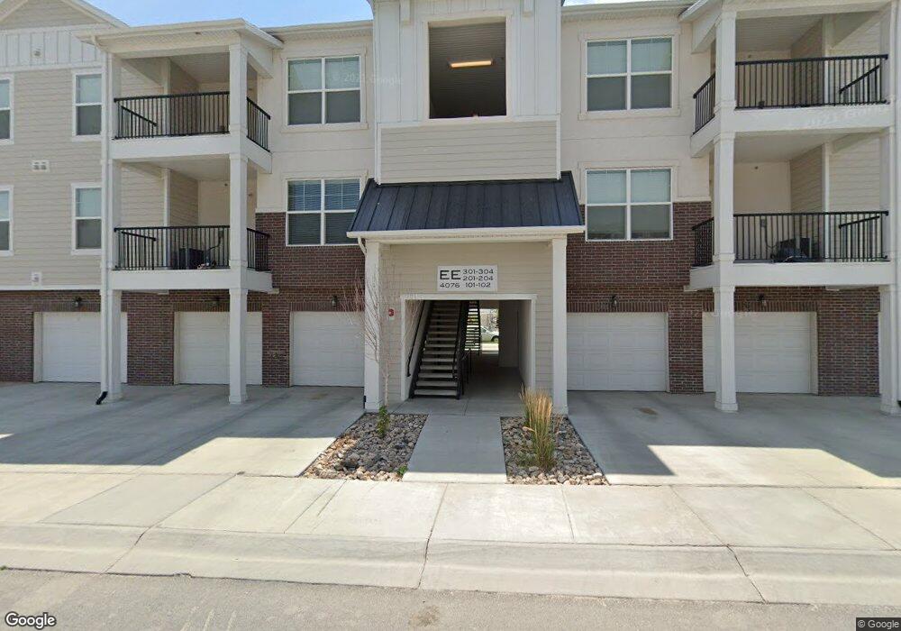 4076 W 1530 N unit EE202, Lehi, UT 84043 - photo 1