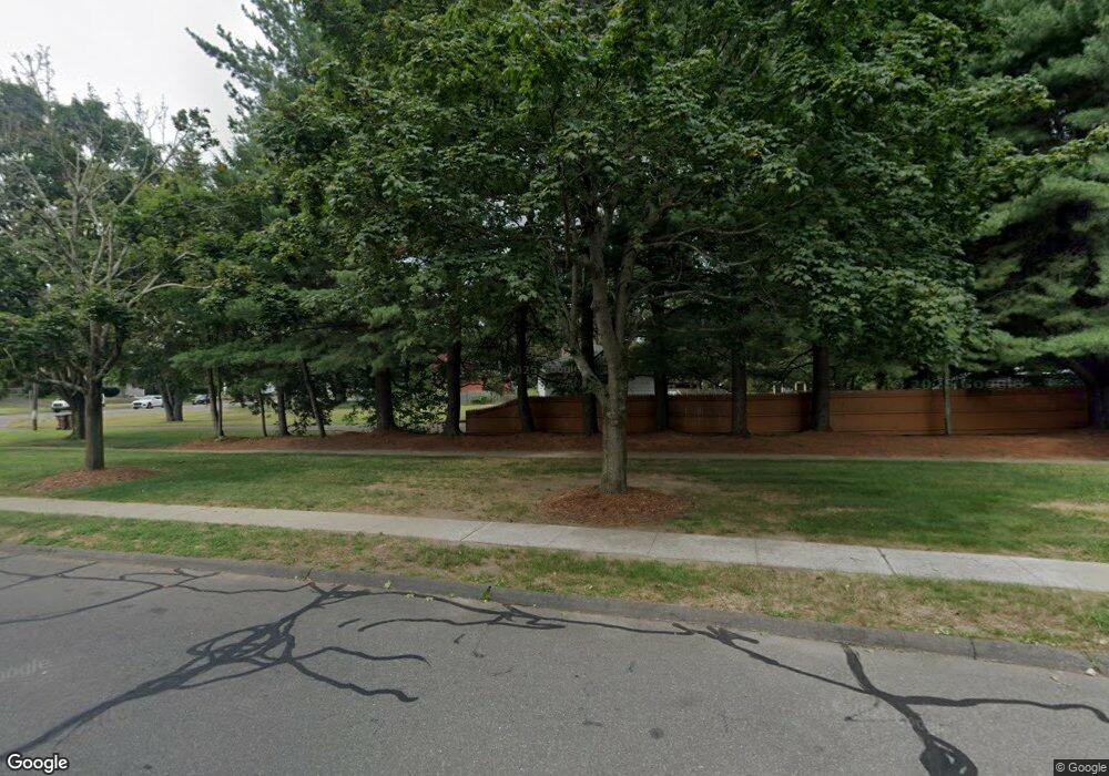 53 Elm Meadows, Enfield, CT 06082 - photo 1