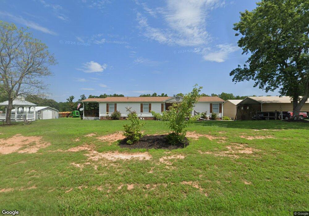 3189 Mapleton Dr, Callands, VA 24530 - photo 1