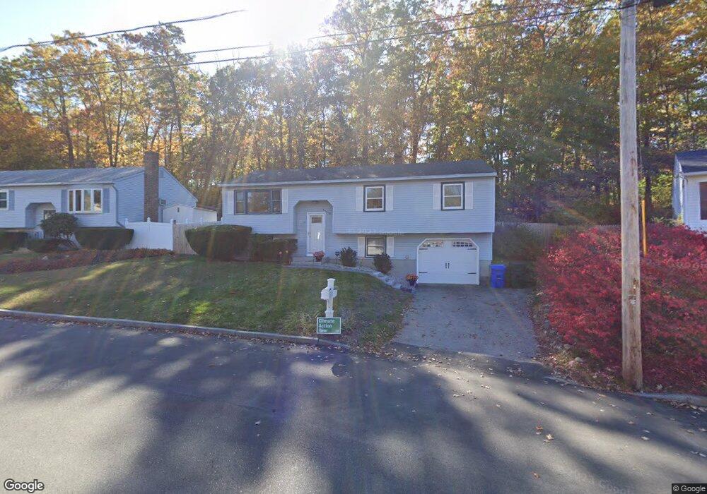 17 Holmes Dr, Manchester, NH 03104 - photo 1