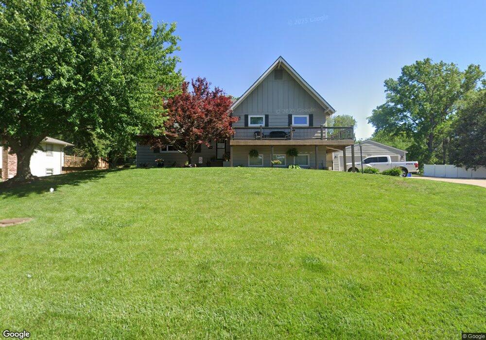 6845 SW Aylesbury Rd, Topeka, KS 66610 - photo 1