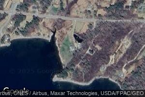 454 Reach Rd, Brooklin, ME 04616