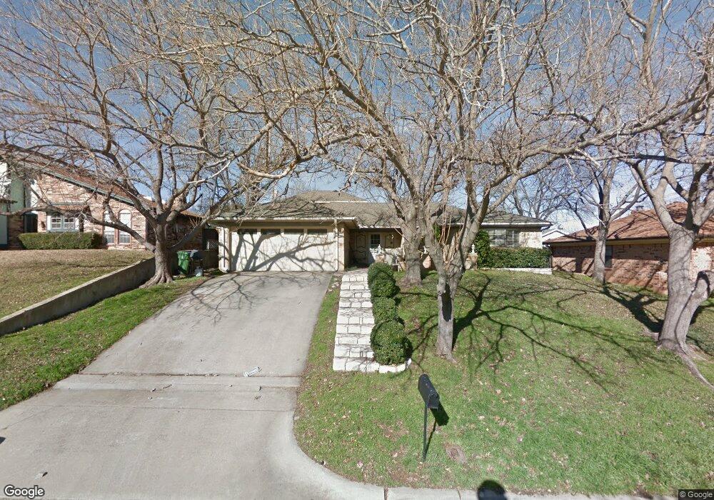 404 Cavender Ct, Hurst, TX 76054 - photo 1