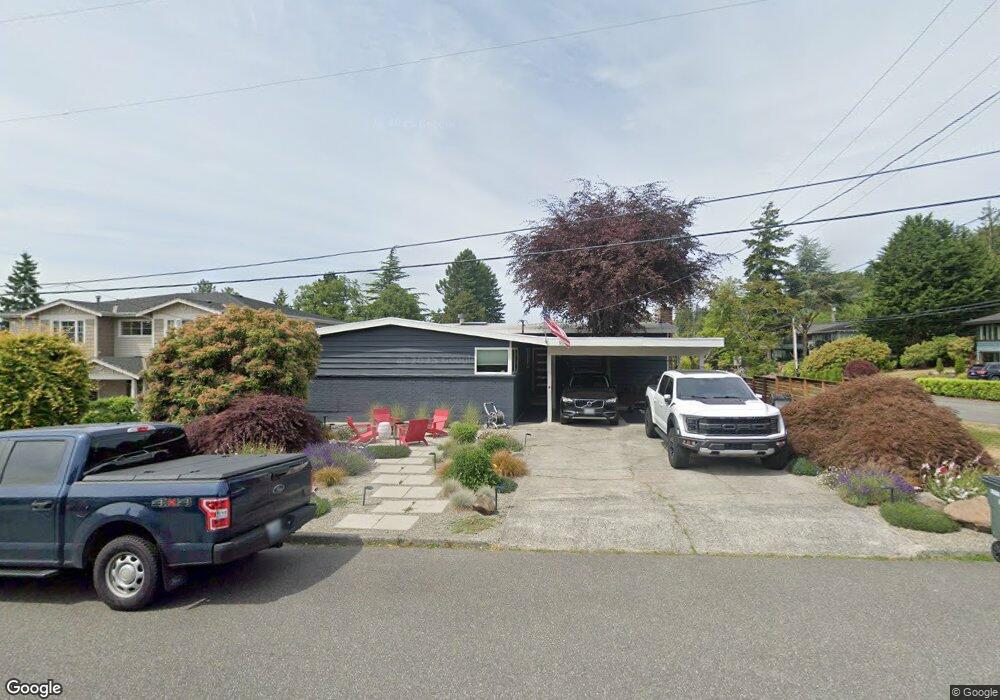 1051 Glen St, Edmonds, WA 98020 - photo 1