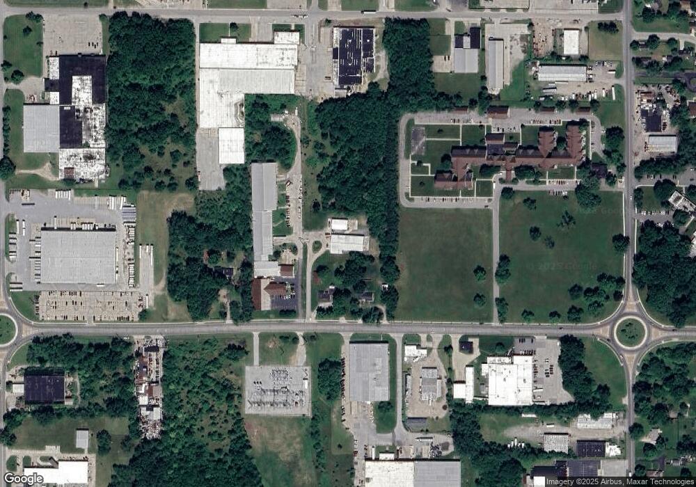 1430 W Hively Ave, Elkhart, IN 46517 - photo 1