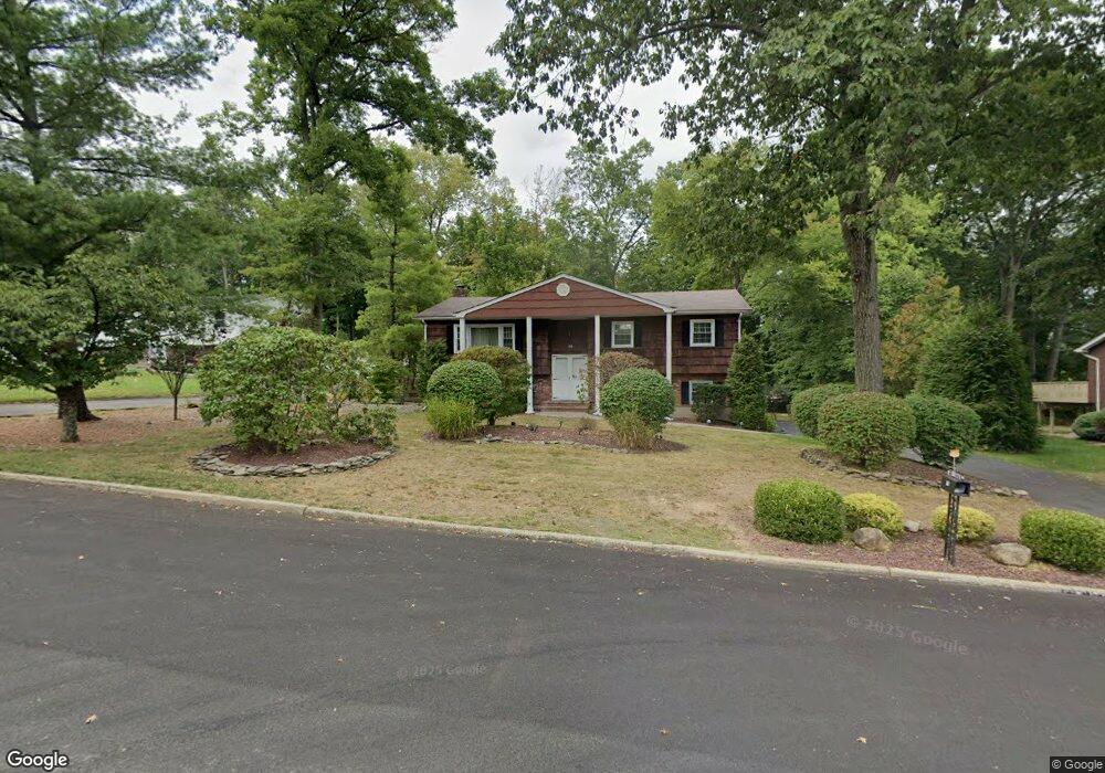 30 Sturbridge Ct, Nanuet, NY 10954 - photo 1