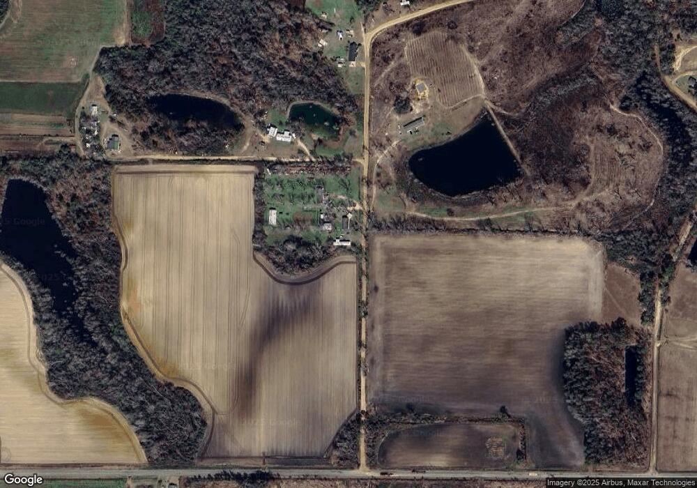 938 Justin Cir, Douglas, GA 31533 - photo 1