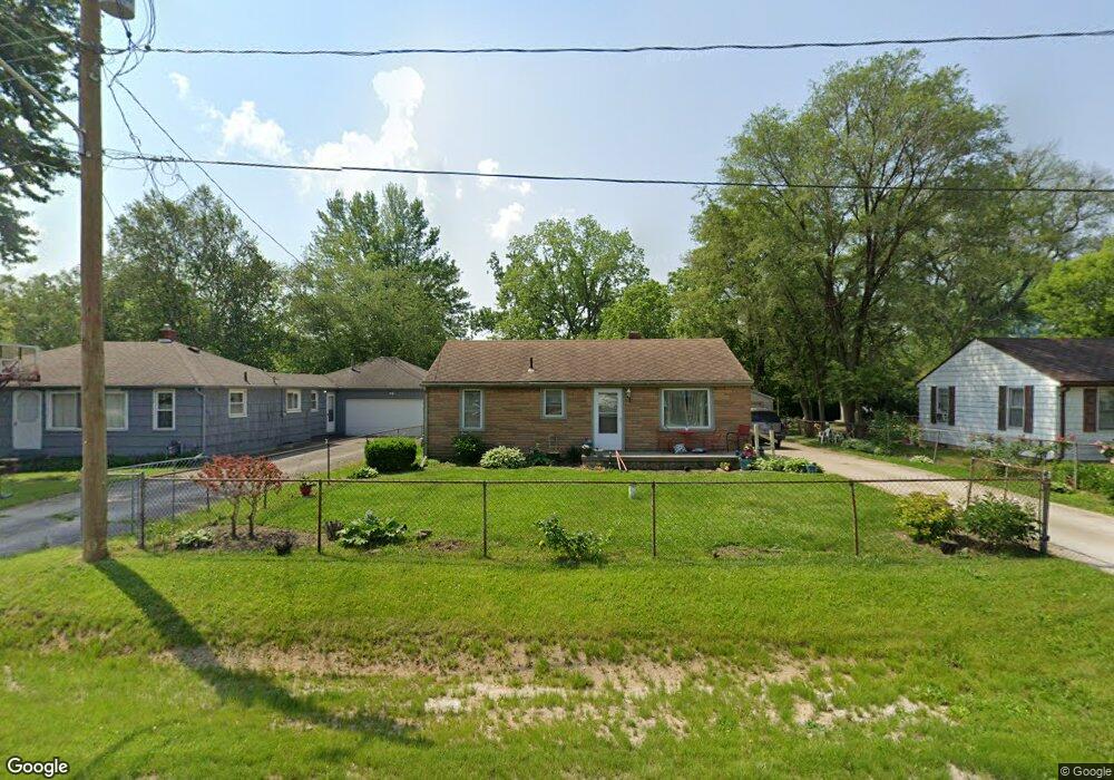 1477 Mark St, Flint, MI 48507 - photo 1