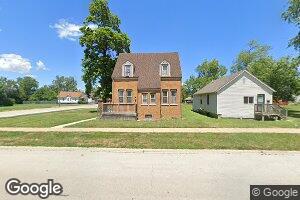 602 E 152nd St, Phoenix, IL 60426