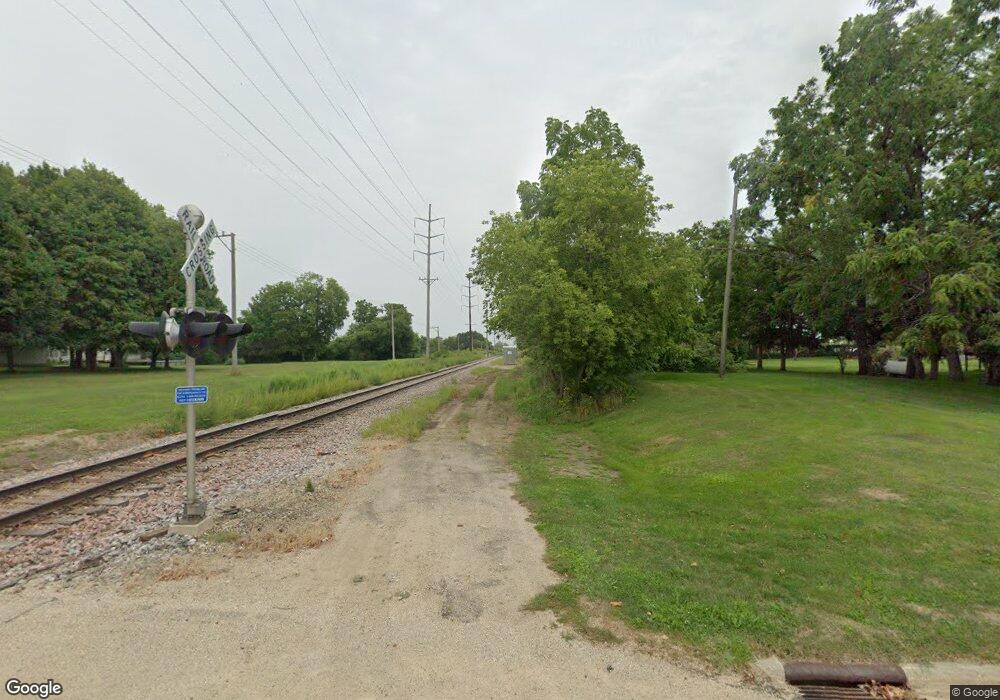 205 N Bridge St, Eleroy, IL 61027 - photo 1