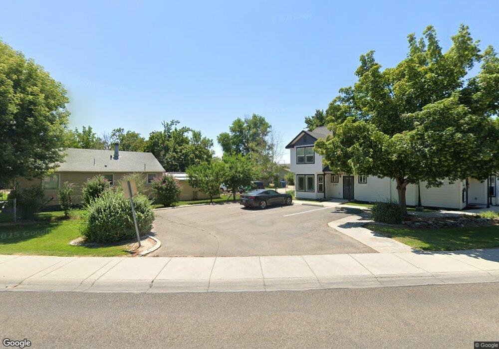 717 Maple St, Nampa, ID 83686 - photo 1