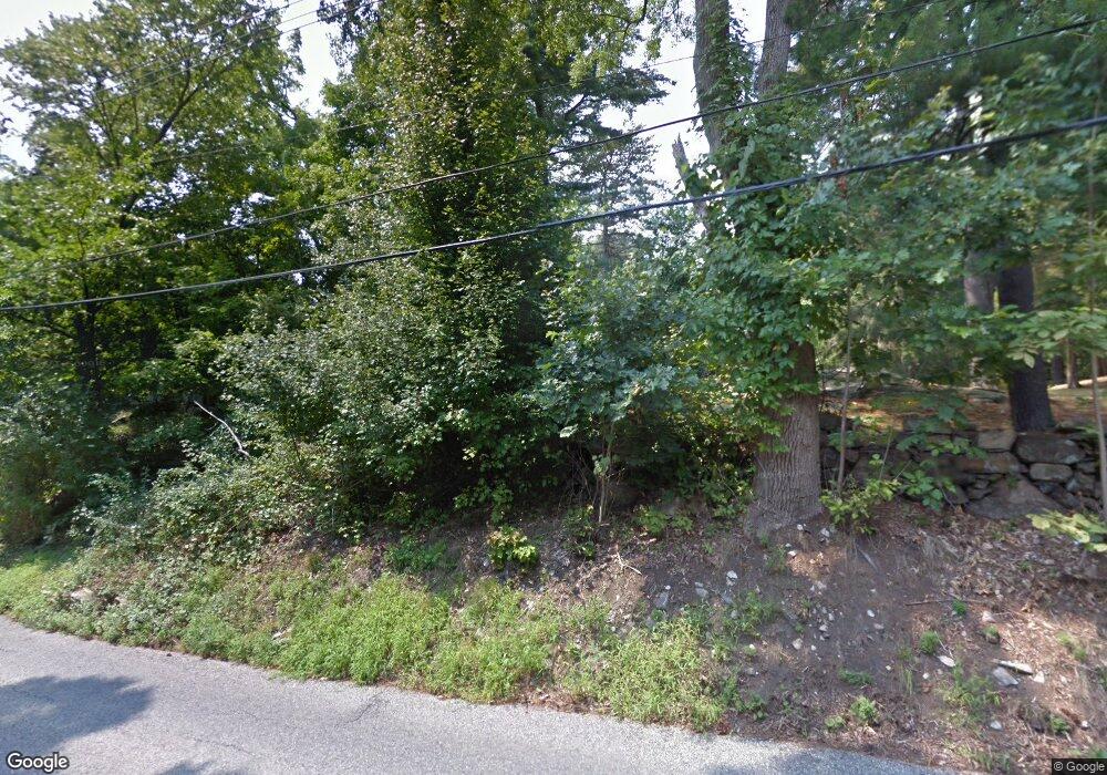 2 Arrowhead Ln, Cos Cob, CT 06807 - photo 1