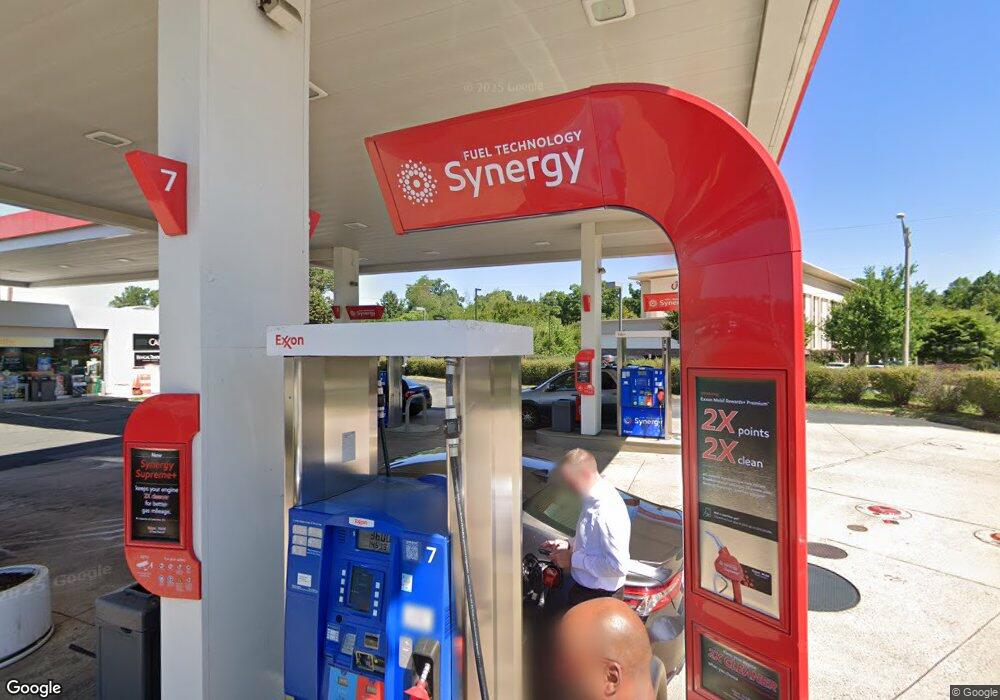 17019 Dumfries Rd, Montclair, VA 22025 - photo 1