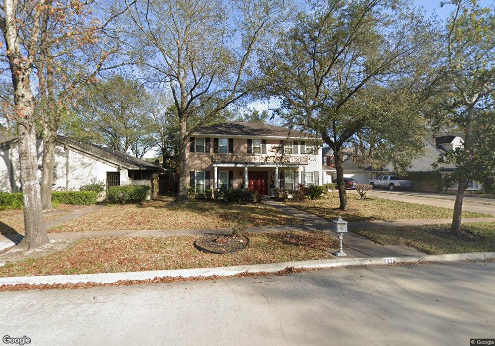 6830 Wagonwheel Ln, Houston, TX 77088 - photo 1