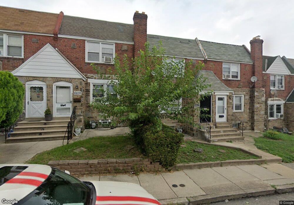 6833 Clover Ln, Upper Darby, PA 19082 - photo 1