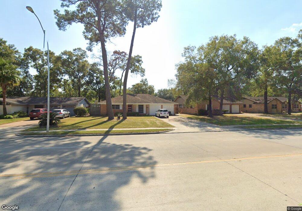13938 Woodforest Blvd, Houston, TX 77015 - photo 1