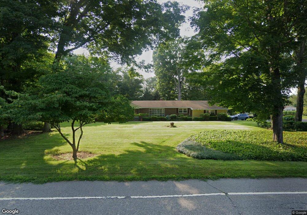 389 Wauregan Rd, Danielson, CT 06239 - photo 1