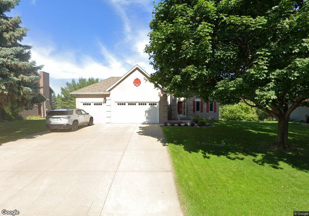 6440 N Trappers Crossing, Hugo, MN 55038 - photo 1