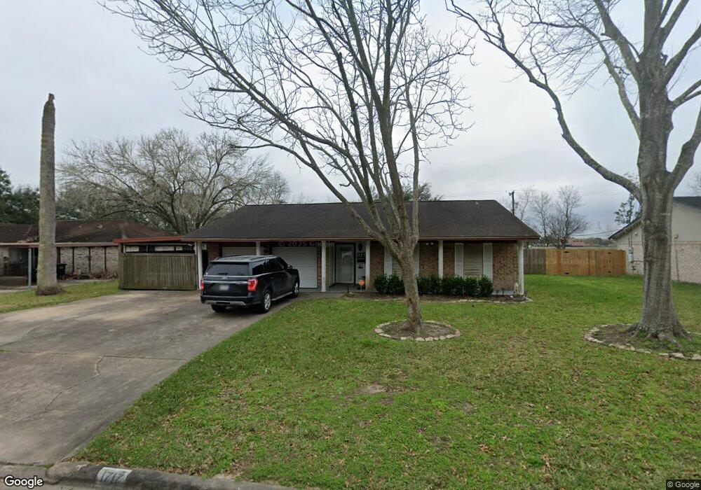 1717 Coffee St, Alvin, TX 77511 - photo 1