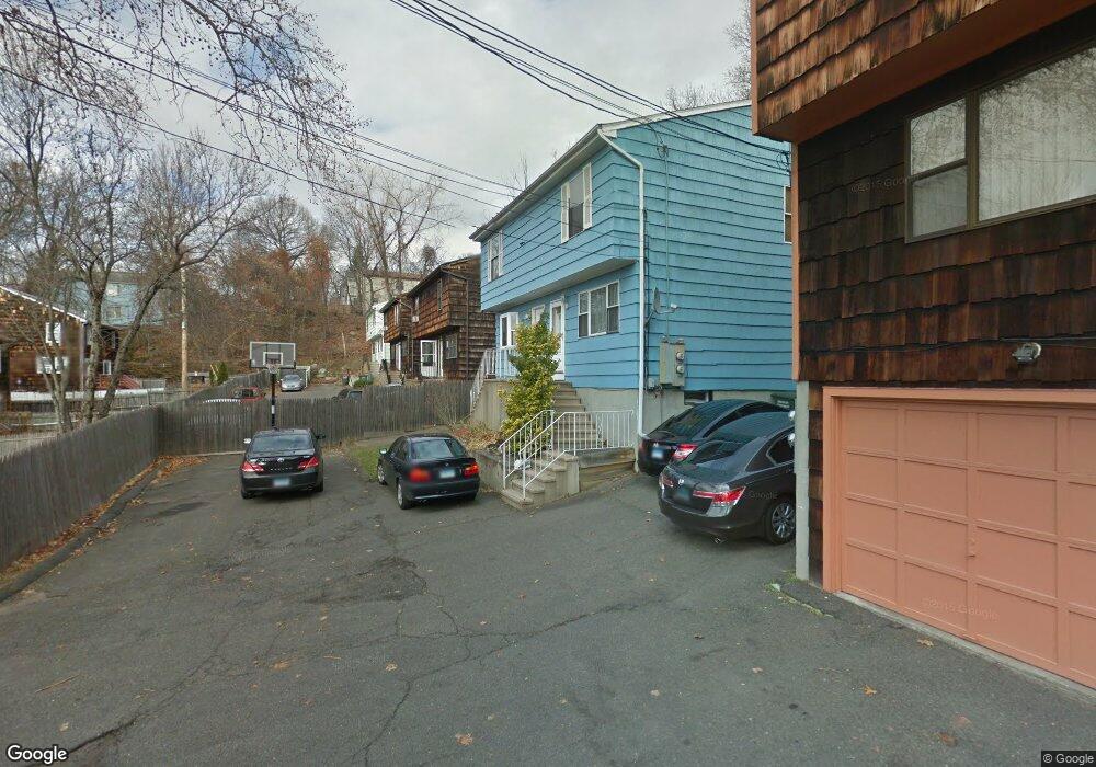 118 Robert St, Bridgeport, CT 06606 - photo 1