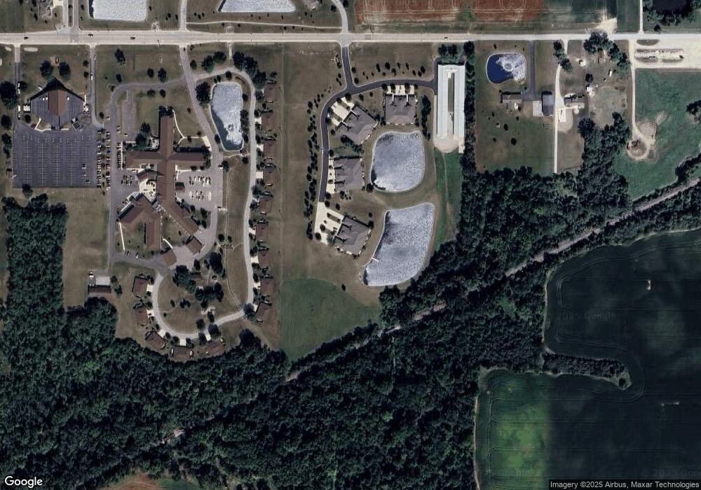 1240 N High Pointe Ct, Bluffton, IN 46714 - photo 1