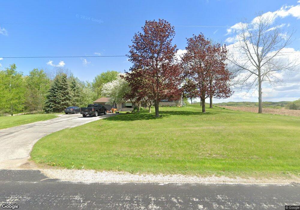 8202 Highland Dr, Kewaskum, WI 53040 - photo 1